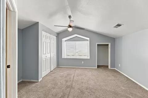 Bedroom - 2512 Dewberry Dr, Redding, CA 96003 photo 6 of 6