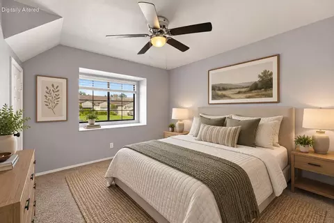Bedroom - 2512 Dewberry Dr, Redding, CA 96003 photo 1 of 6