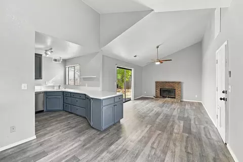 Living - 2512 Dewberry Dr, Redding, CA 96003 photo 3 of 6
