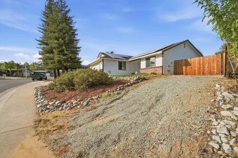 Exterior - 1005 Grouse Dr, Redding, CA 96003 photo 9 of 9
