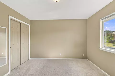 Bedroom - 1005 Grouse Dr, Redding, CA 96003 photo 4 of 5