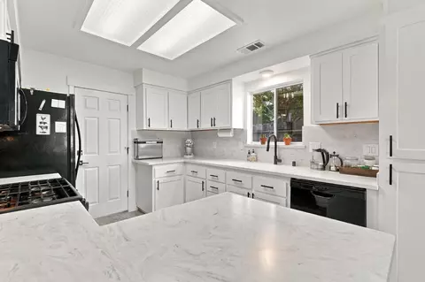Kitchen - 1005 Grouse Dr, Redding, CA 96003 photo 1 of 3
