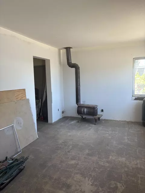 114 Tamarack St, Herlong, CA 96113 photo 3