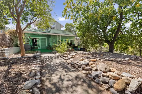 Exterior - 2089 Gold St, Redding, CA 96001 photo 2 of 11