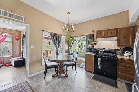 Other - 2089 Gold St, Redding, CA 96001 photo 2 of 9