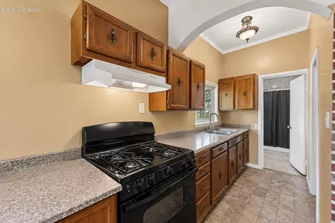Kitchen - 2089 Gold St, Redding, CA 96001 photo 1 of 2
