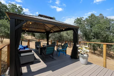 Exterior - 6949 Rector Creek Rd, Igo, CA 96047 photo 9 of 35