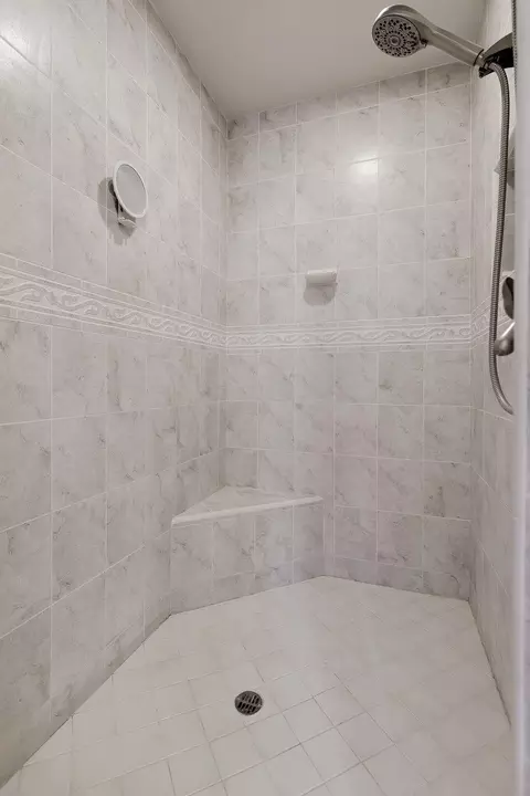 Bath - 6949 Rector Creek Rd, Igo, CA 96047 photo 5 of 8
