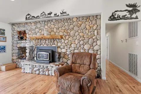 Other - 6949 Rector Creek Rd, Igo, CA 96047 photo 3 of 28