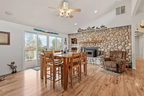 Dining - 6949 Rector Creek Rd, Igo, CA 96047 photo 2 of 2