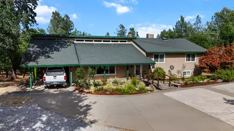 6949 Rector Creek Rd, Igo, CA 96047