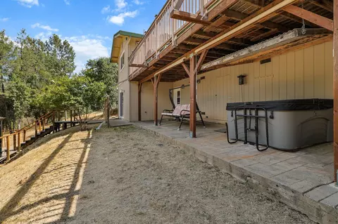 Exterior - 6949 Rector Creek Rd, Igo, CA 96047 photo 3 of 35