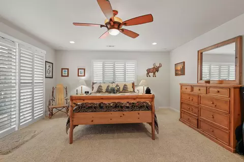 Bedroom - 6949 Rector Creek Rd, Igo, CA 96047 photo 5 of 10