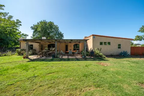 Exterior - 19780 Mojo Ln, Redding, CA 96002 photo 5 of 16