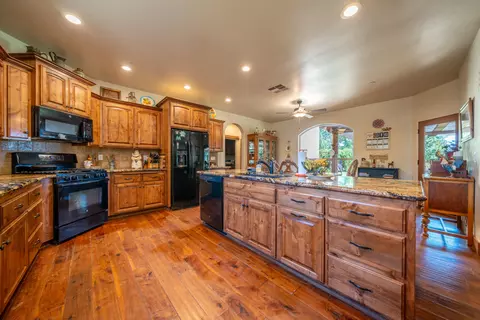 Kitchen - 19780 Mojo Ln, Redding, CA 96002 photo 3 of 4