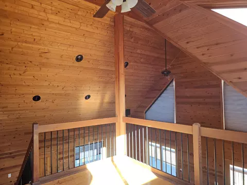 Entry Way - 6915 Frontier Dr, Montague, CA 96064 photo 1 of 2