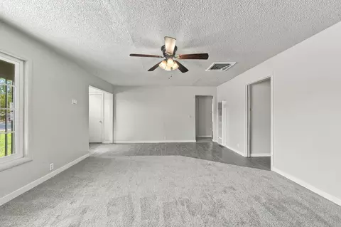 Living - 2396 Wilsey Dr, Redding, CA 96001 photo 3 of 6