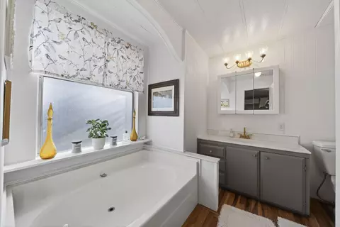 Undisclosed, Redding, CA 96003 photo 10