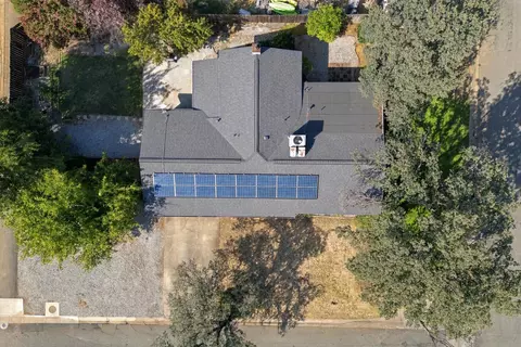 View/Area - 2462 Christian Ave, Redding, CA 96002 photo 2 of 3
