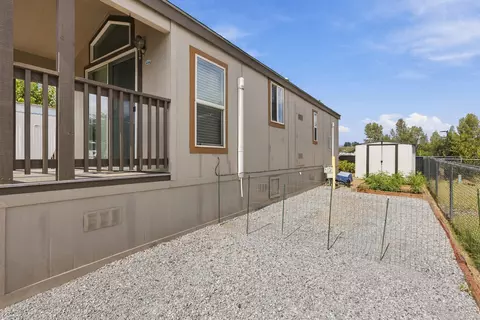 481 Twin View Blvd, Redding, CA 96003 photo 4