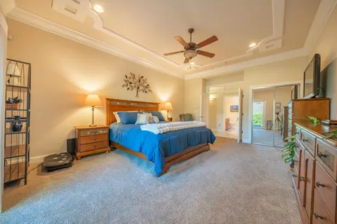 Bedroom - 1547 Saint Andrews Dr, Redding, CA 96003 photo 3 of 3