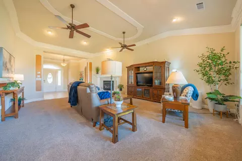 Living - 1547 Saint Andrews Dr, Redding, CA 96003 photo 2 of 4