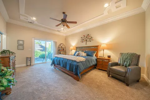Bedroom - 1547 Saint Andrews Dr, Redding, CA 96003 photo 2 of 3