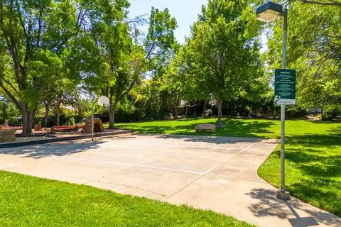 Other - 4125 Oro St, Redding, CA 96001 photo 8 of 10