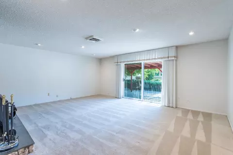 Living - 4125 Oro St, Redding, CA 96001 photo 2 of 4