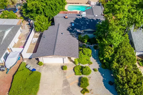 View/Area - 4125 Oro St, Redding, CA 96001 photo 2 of 5