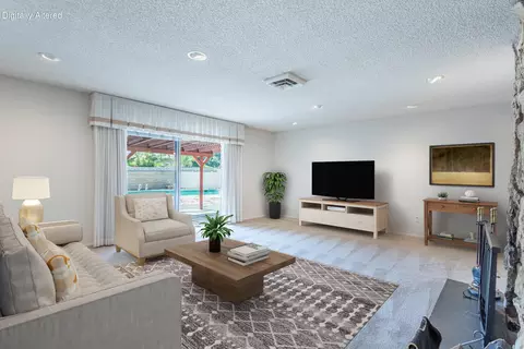 Living - 4125 Oro St, Redding, CA 96001 photo 1 of 4