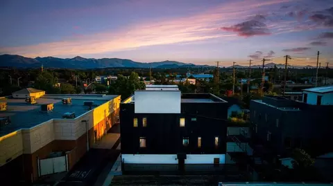 View/Area - 1266 Oregon St, Redding, CA 96001 photo 1 of 3