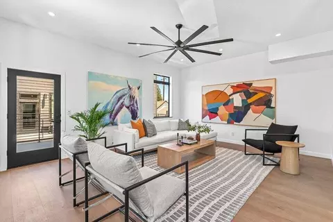 Living - 1266 Oregon St, Redding, CA 96001 photo 1 of 5