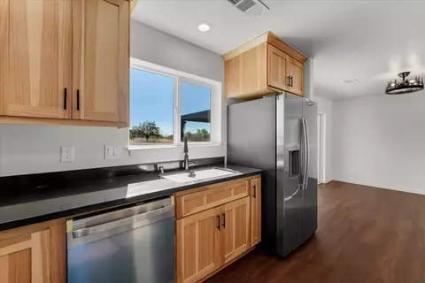 Kitchen - 8644 El Camino Ave, Gerber, CA 96035 photo 4 of 6