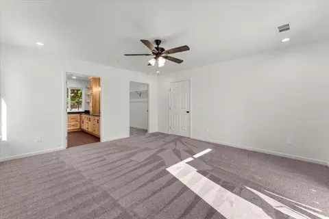 Bedroom - 8644 El Camino Ave, Gerber, CA 96035 photo 1 of 8