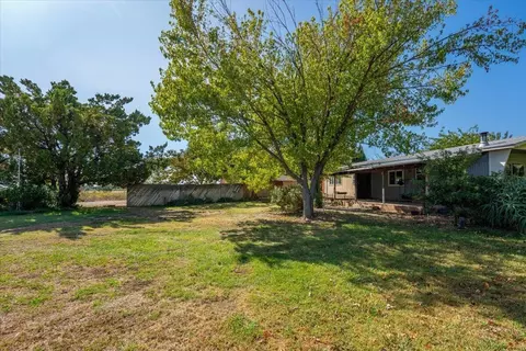 Exterior - 8644 El Camino Ave, Gerber, CA 96035 photo 11 of 15