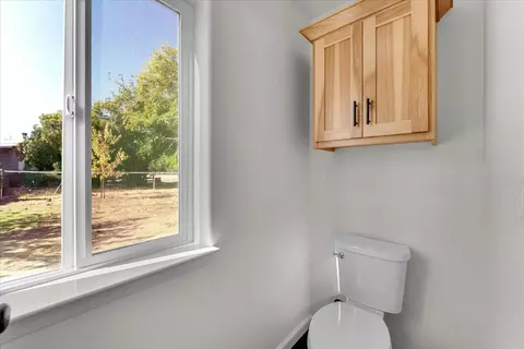 Bath - 8644 El Camino Ave, Gerber, CA 96035 photo 2 of 7