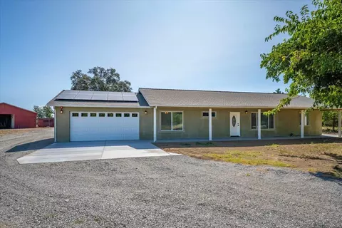Exterior - 8644 El Camino Ave, Gerber, CA 96035 photo 2 of 15