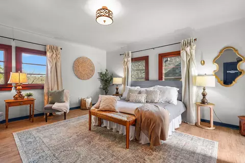 Bedroom - 1465 Riverside Dr, Redding, CA 96001 photo 1 of 10