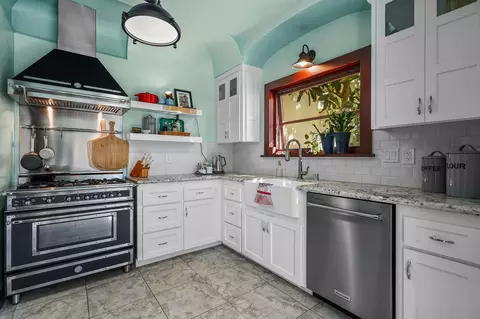 Kitchen - 1465 Riverside Dr, Redding, CA 96001 photo 1 of 4