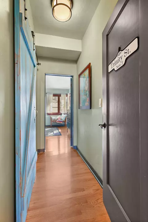 Entry Way - 1465 Riverside Dr, Redding, CA 96001 photo 23 of 24