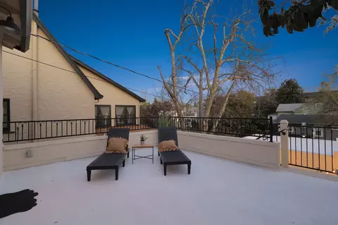 Exterior - 1465 Riverside Dr, Redding, CA 96001 photo 26 of 53