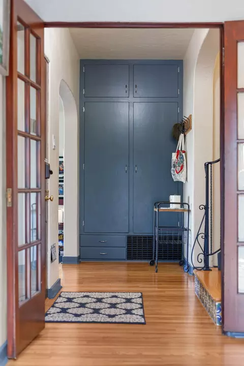Entry Way - 1465 Riverside Dr, Redding, CA 96001 photo 14 of 24