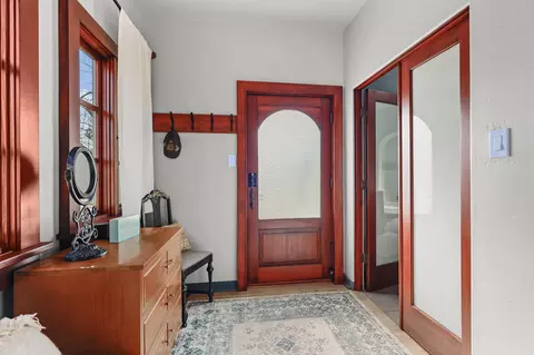 Entry Way - 1465 Riverside Dr, Redding, CA 96001 photo 3 of 24