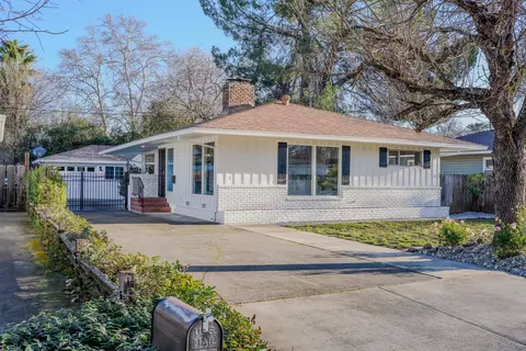 837 Coronado St, Redding, CA 96003 photo 2
