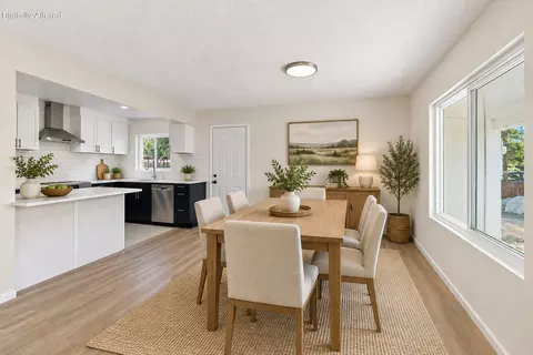 Dining - 10247 Salmon Creek Rd, Redding, CA 96003 photo 1 of 1
