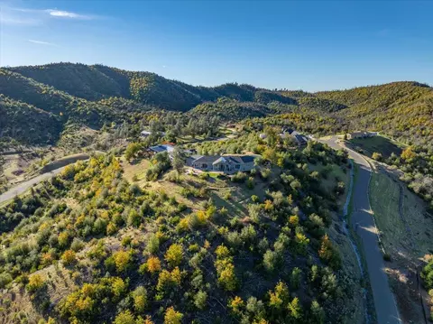 View/Area - 9770 Brickwood Dr, Redding, CA 96001 photo 10 of 10