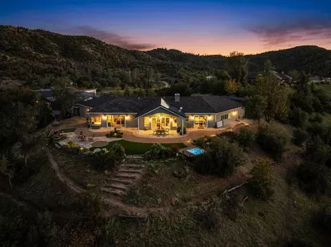 9770 Brickwood Dr, Redding, CA 96001