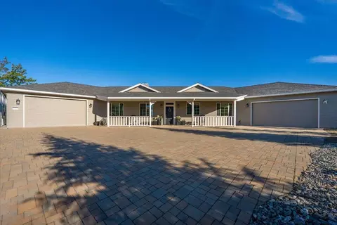 Exterior - 9770 Brickwood Dr, Redding, CA 96001 photo 5 of 19