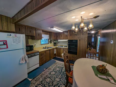 2810 Bechelli Ln, Redding, CA 96002 photo 20